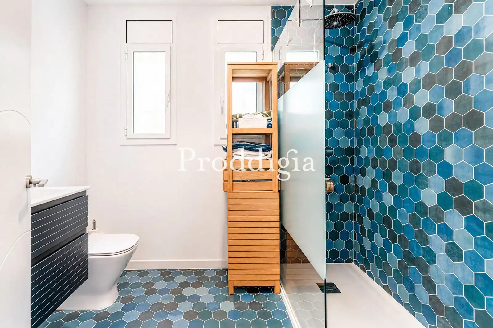 Bathroom of Detached homes for sale in Sant Cugat del Vallès  with Air Conditioner, Heating and Private garden