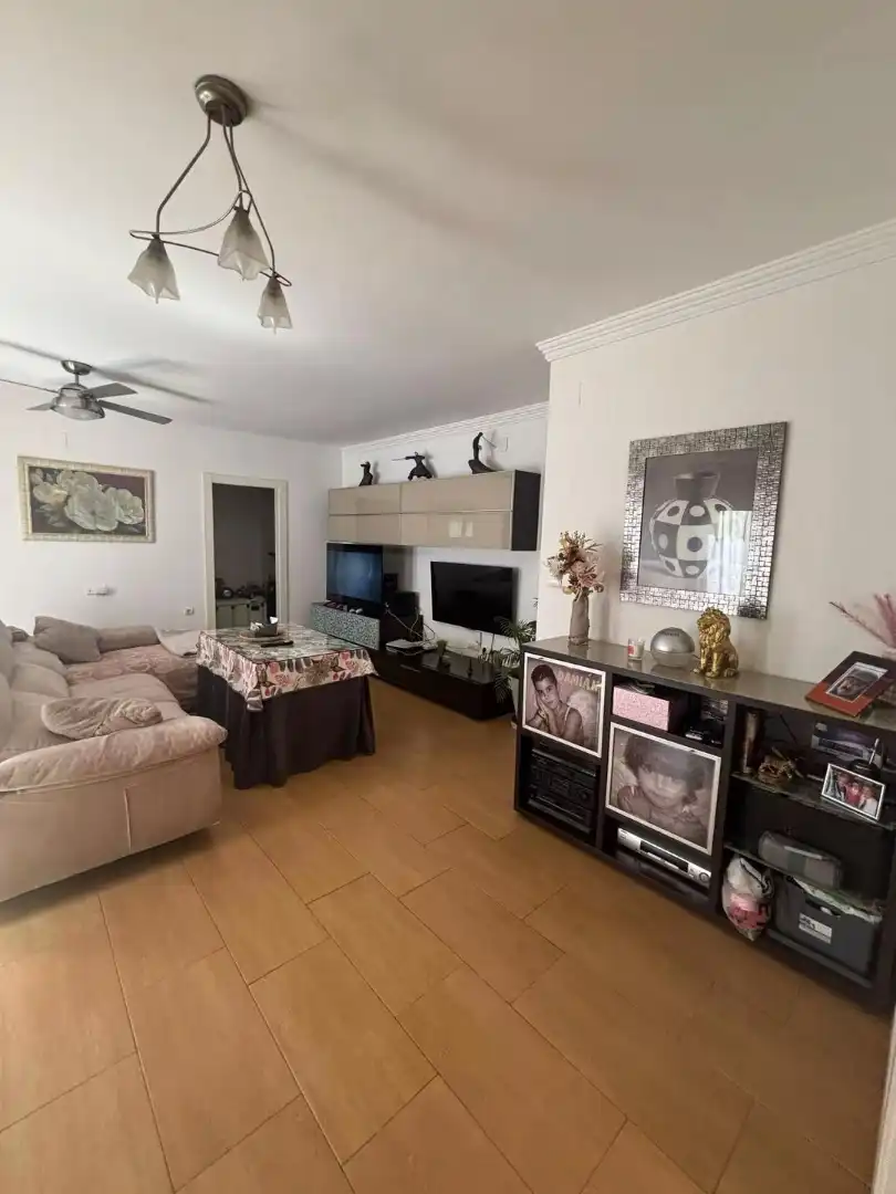 Sala de estar de Piso en venta en Peligros con Aire acondicionado, Terraza y Horno