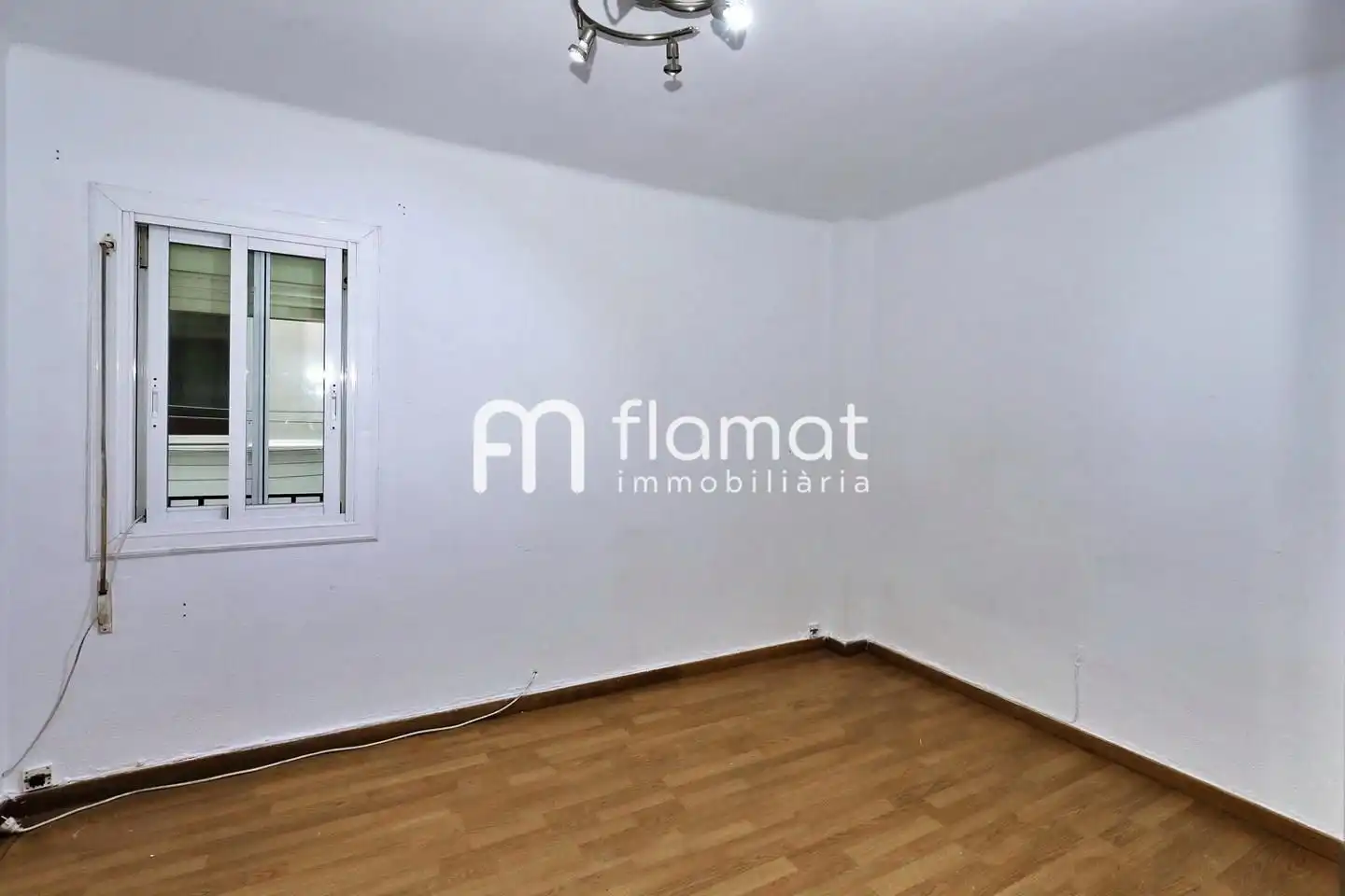 Habitación de Piso en venta en Santa Coloma de Gramenet con Aire acondicionado y Balcón