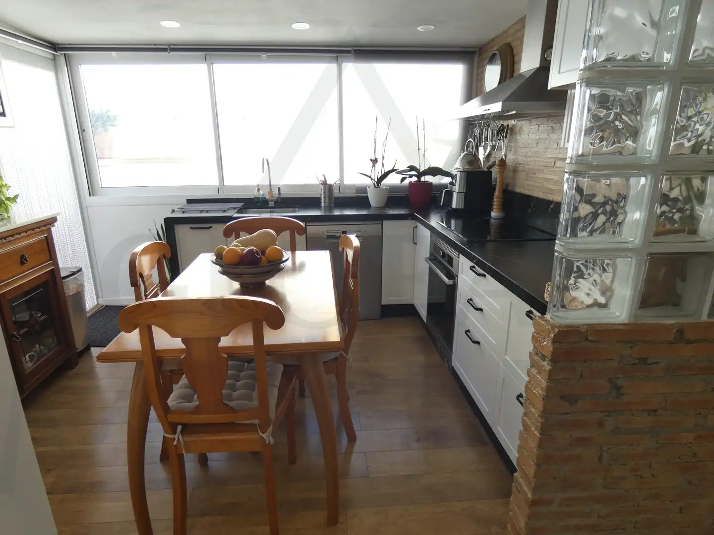 Cocina de Casa adosada en venta en Cartagena con Aire acondicionado, Calefacción y Jardín privado