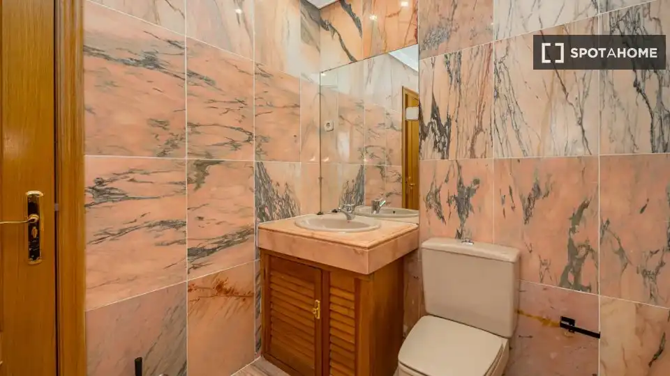 Room in Madrid, Madrid