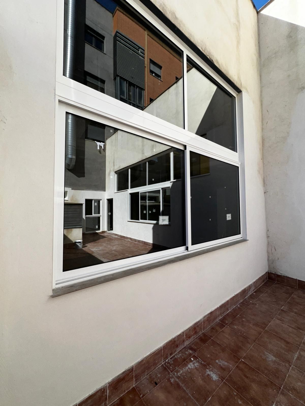 Vista exterior de Local en venta en  Murcia Capital