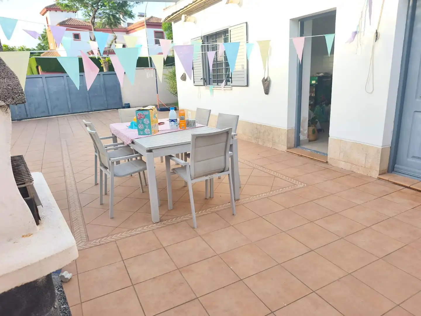Terrassa de Casa o xalet en venda en Espartinas Pueblo