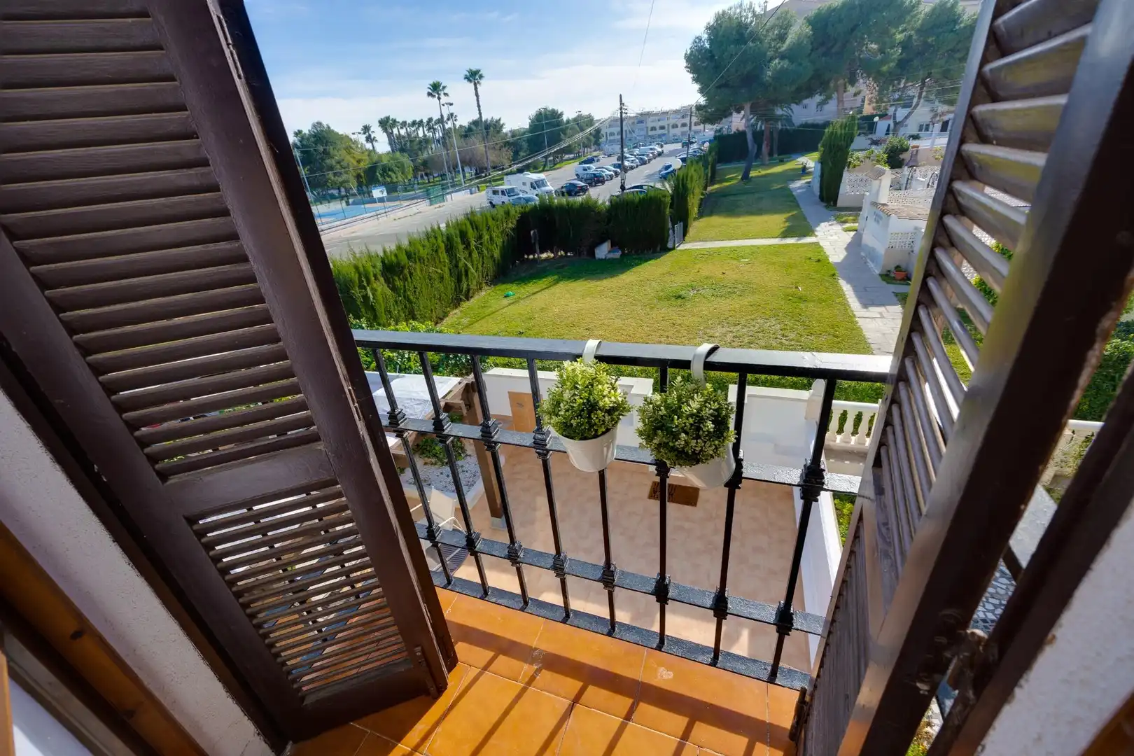 Terrassa de Casa o xalet en venda en Torrevieja amb Aire condicionat, Jardí privat i Moblat