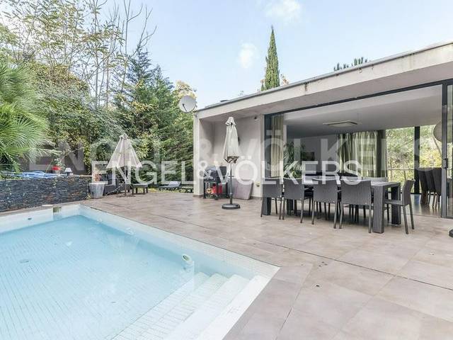 Casa-chalet en Venta en Les Planes