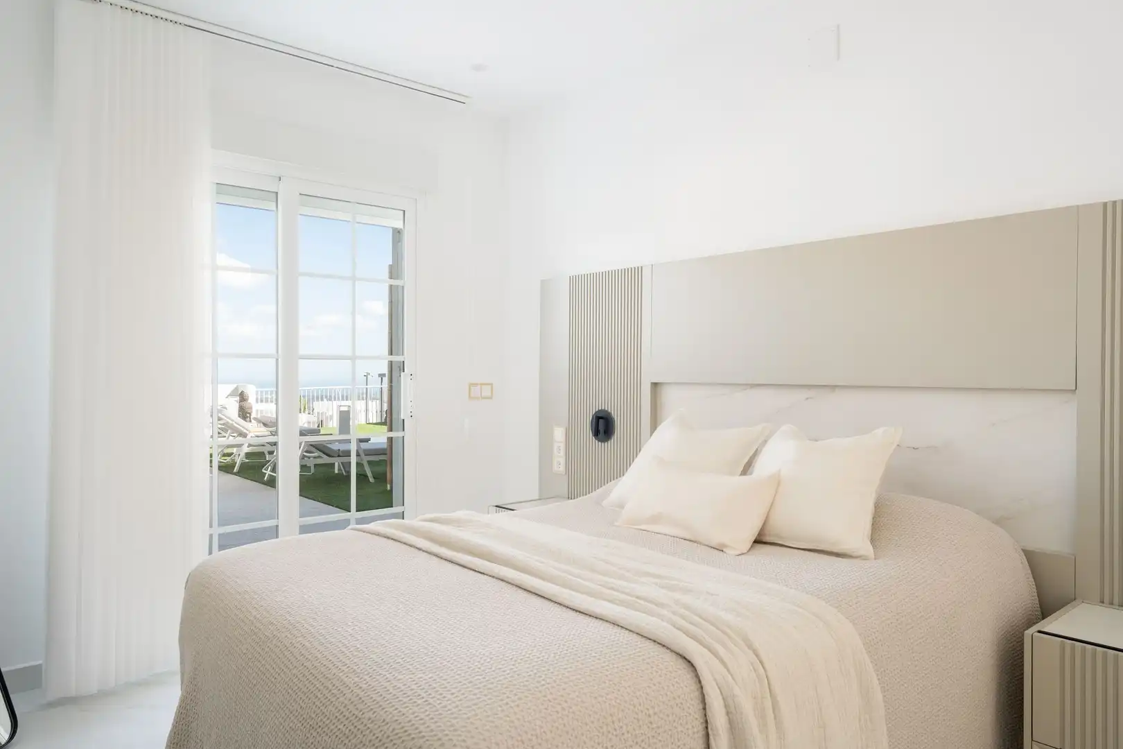 Casa adosada en venta en La Mairena