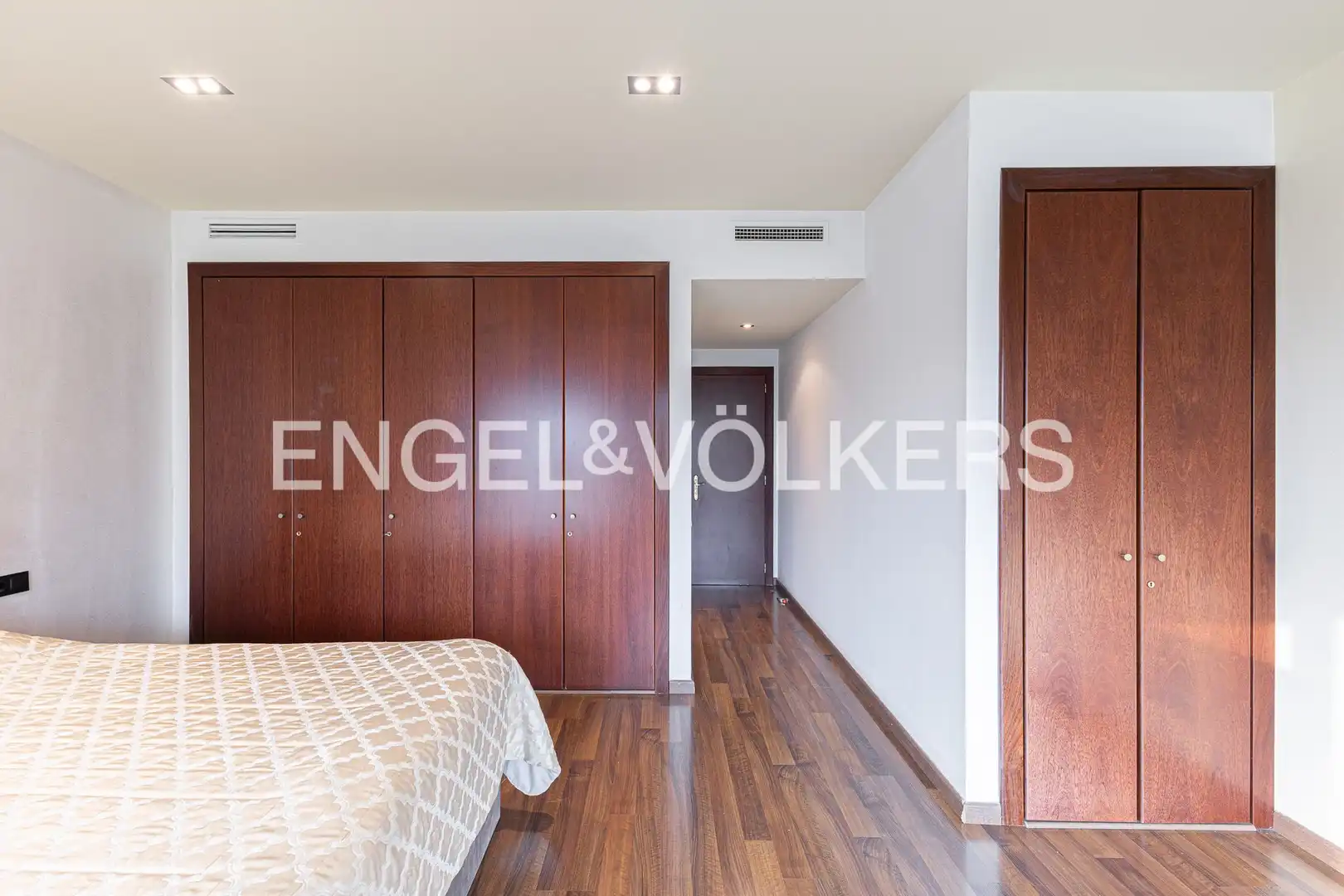 Habitación de Piso de alquiler en Barcelona con Aire acondicionado, Calefacción y Parquet