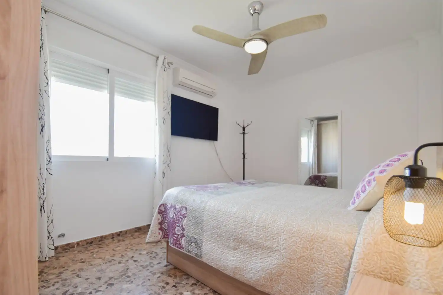 Habitación de Piso en venta en Las Gabias con Aire acondicionado