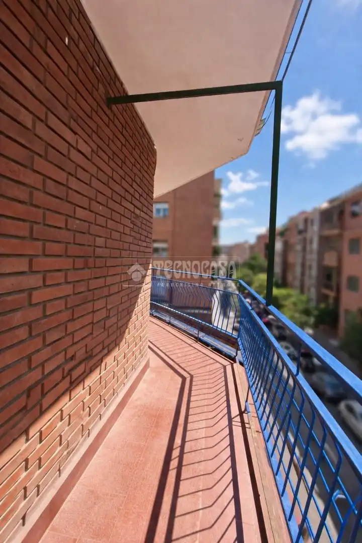 Vista exterior de Piso en venta en Madrid con Aire acondicionado