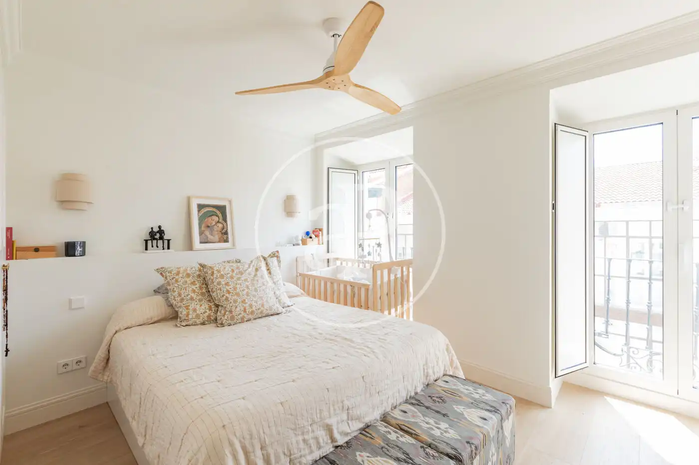 Bedroom of Flat for sale in Madrid  with Air Conditioner, Heating and Storage room