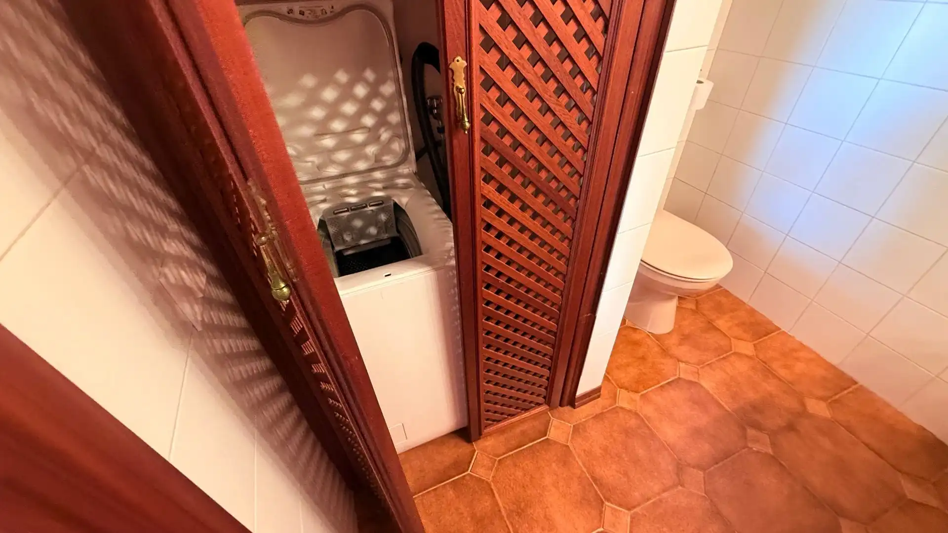 Baño de Apartamento en venta en Puerto de la Cruz con Jardín privado, Trastero y Amueblado