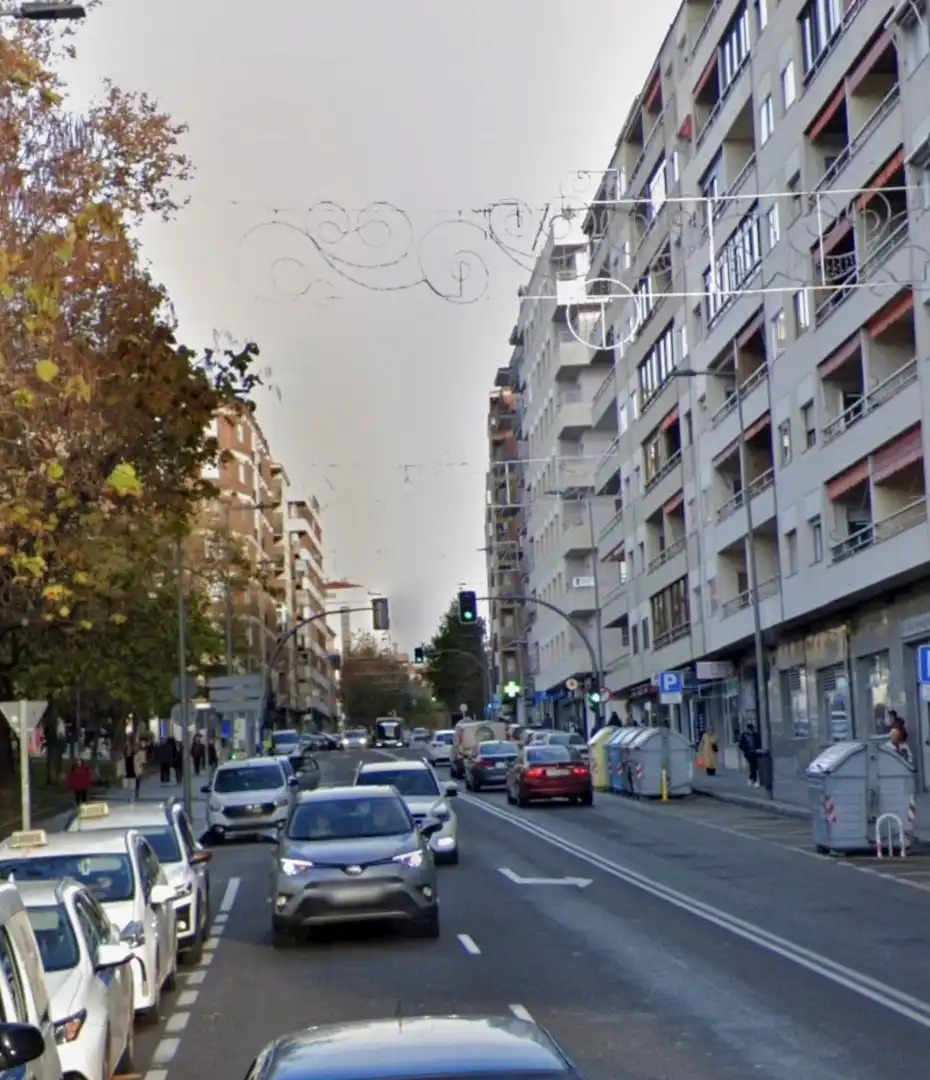 Außenansicht von Wohnung zur Miete in Salamanca mit Heizung, Terrasse und Möbliert