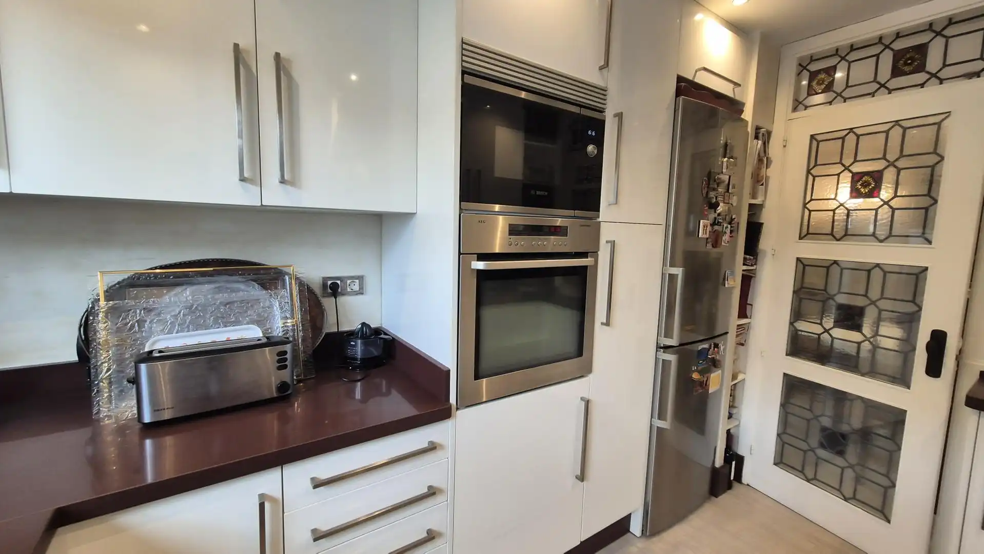 Kitchen of Houses for sale in Benahavís  with Air Conditioner, Terrace and Storage room