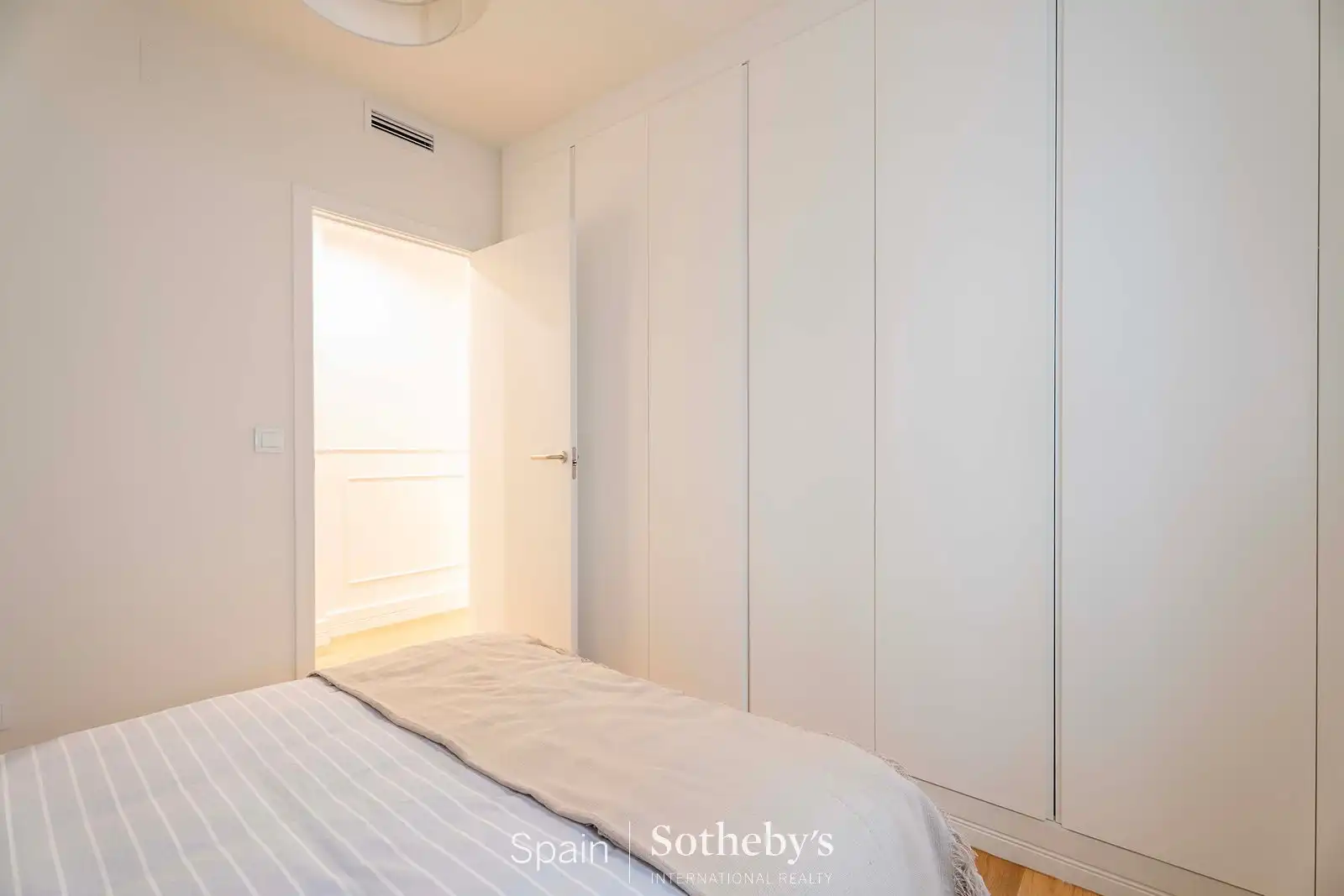 Apartamento con ascensor en venta en Calle de Ventura Rodríguez, imagen 23