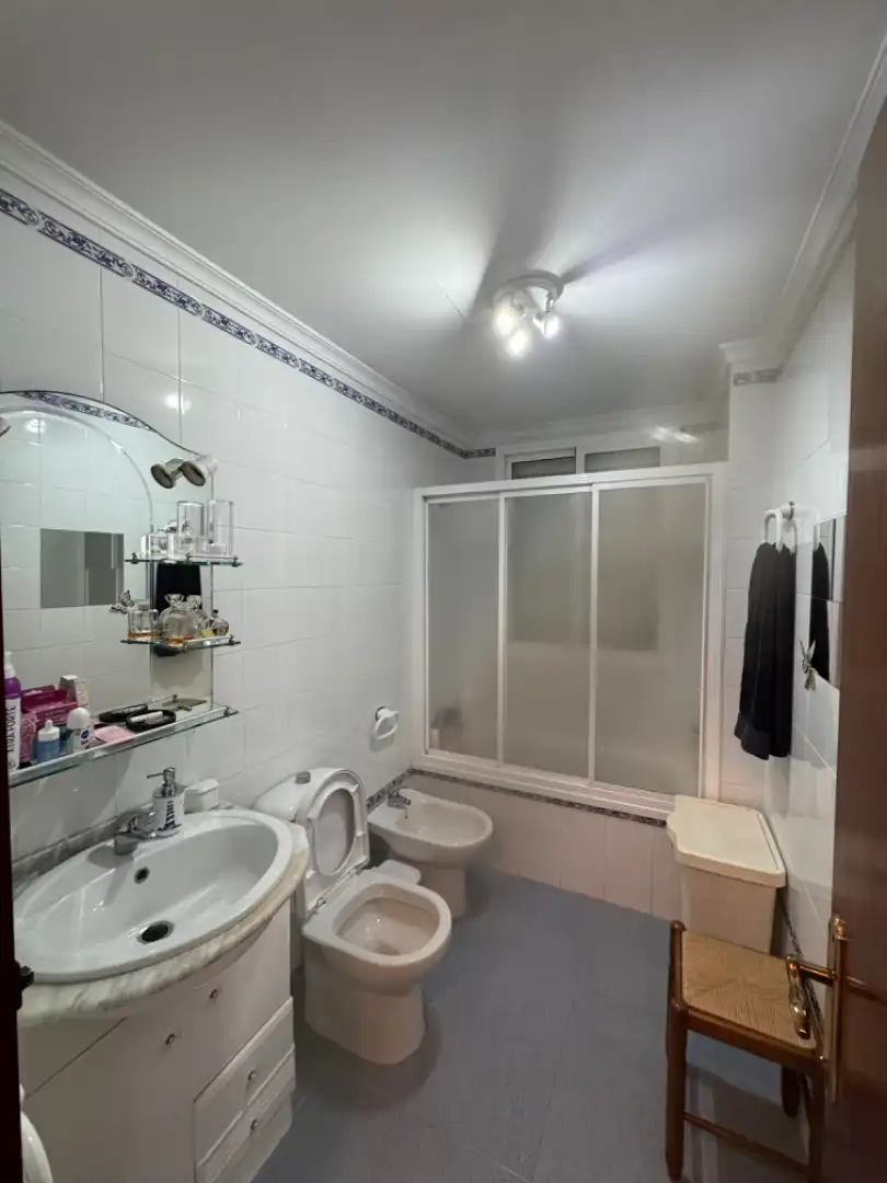 Bathroom of Flat for sale in Sanlúcar de Barrameda  with Air Conditioner, Heating and Terrace