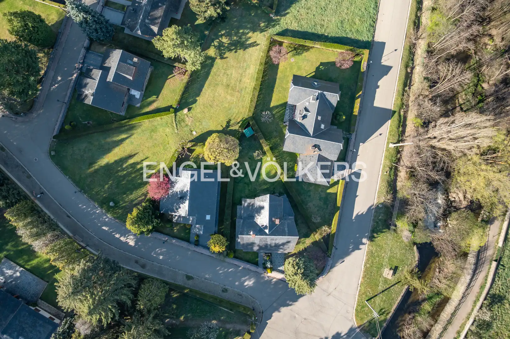 Vista exterior de Casa o chalet en venta en Llívia con Calefacción, Jardín privado y Parquet