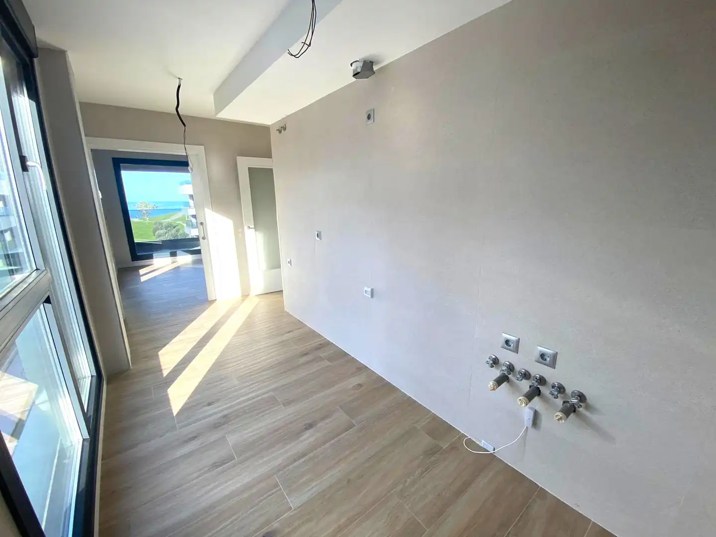 Bedroom of Flat for sale in Castro-Urdiales  with Heating, Parquet flooring and Terrace
