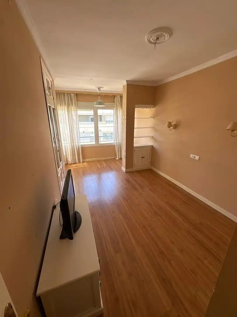 Sala de estar de Piso en venta en Jerez de la Frontera con Aire acondicionado, Calefacción y Parquet