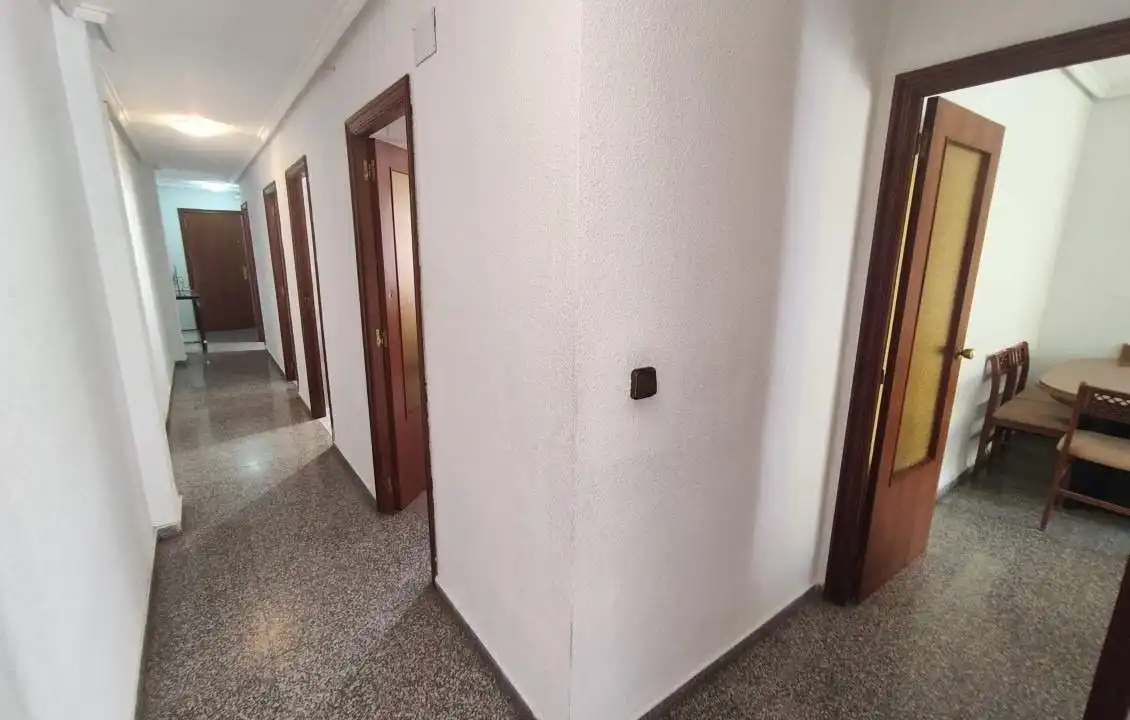 Flat for share in Elche / Elx