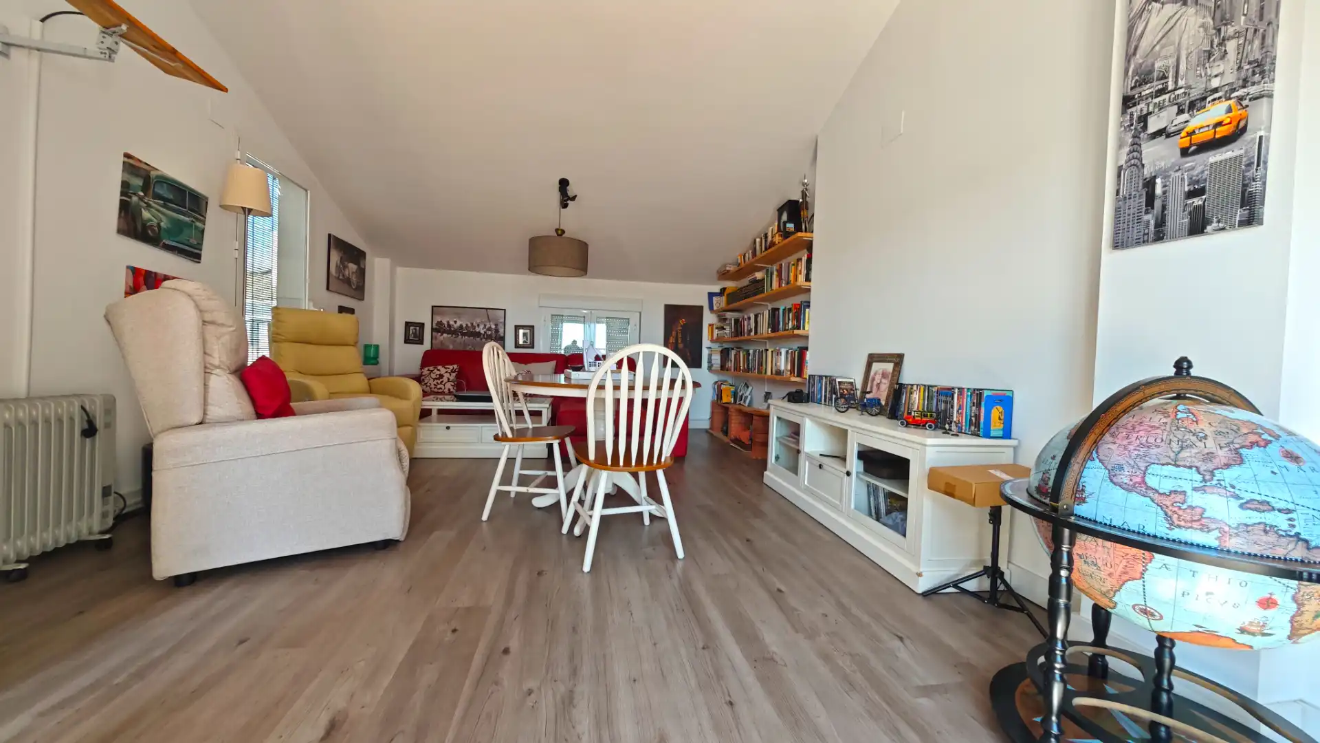 Sala d'estar de Casa adosada en venda en Don Benito amb Aire condicionat, Calefacció i Jardí privat