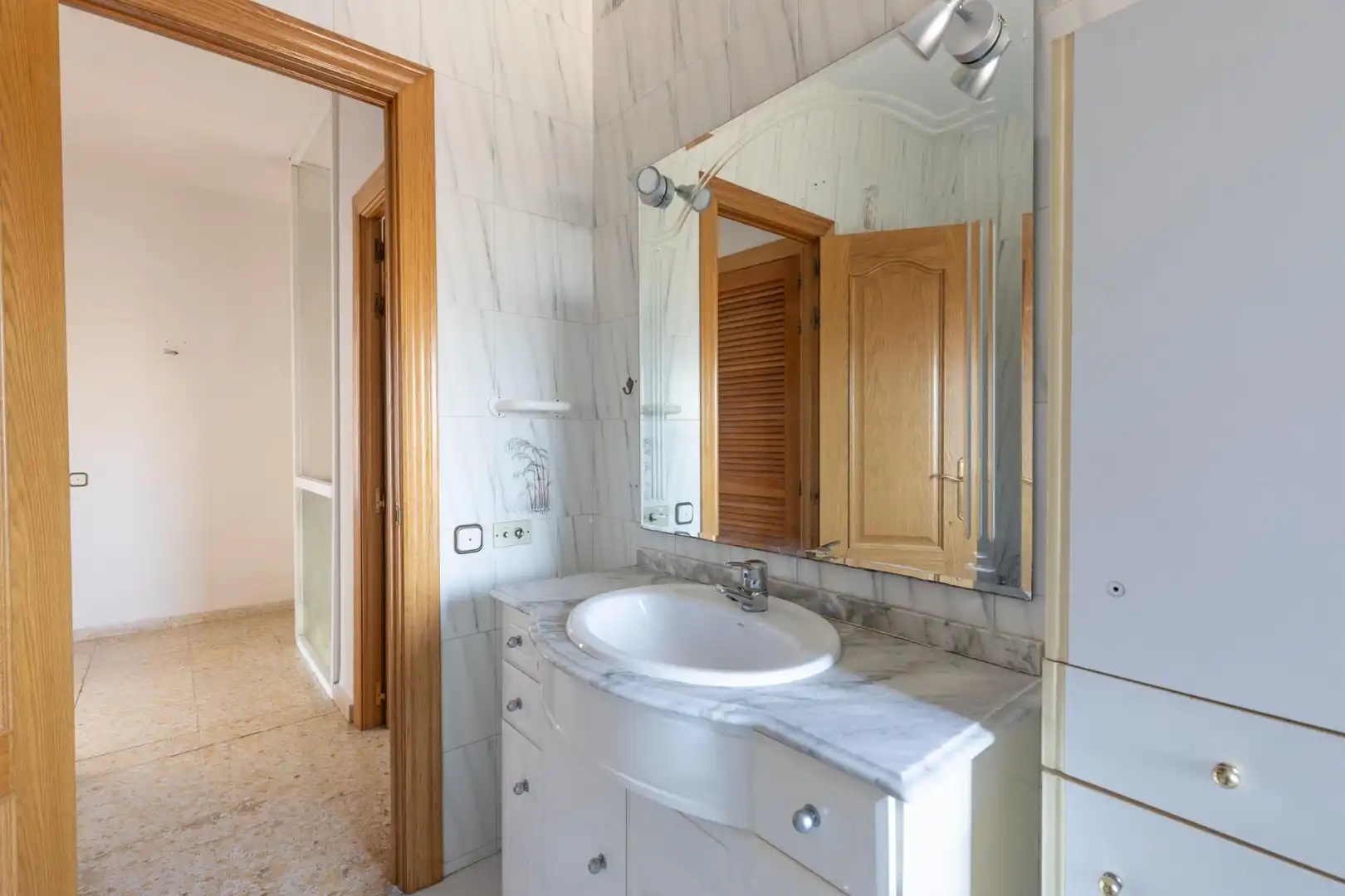 Bathroom of Houses for sale in Granada  with Heating, Private garden and Terrace