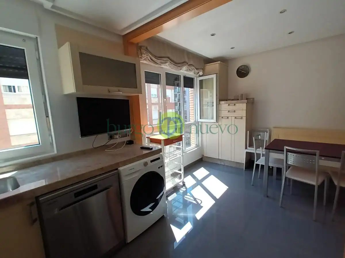 Cocina de Apartamento de alquiler en León Capital  con Calefacción, Terraza y Amueblado