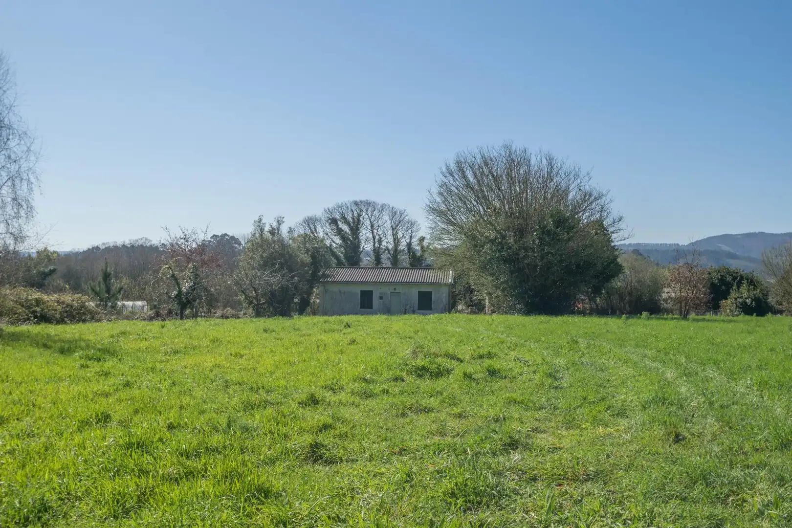 Casa o xalet en venda en Cambre  amb Jardí privat