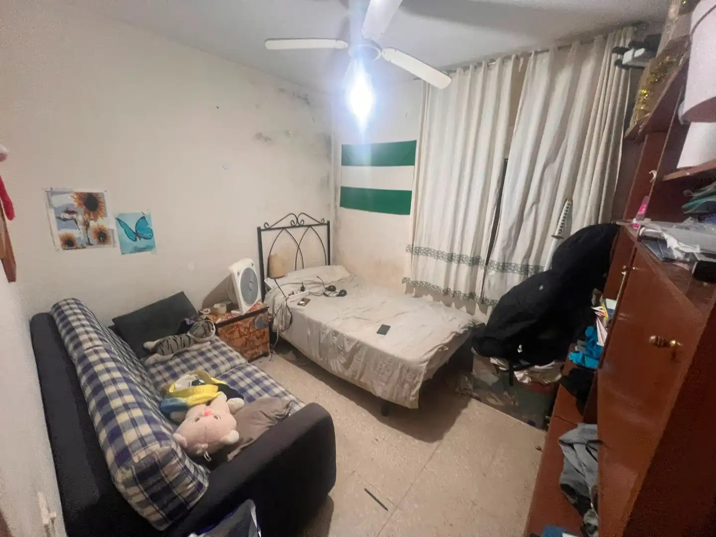 Bedroom of Flat for sale in Sevilla  with Air Conditioner, Terrace and Furnished