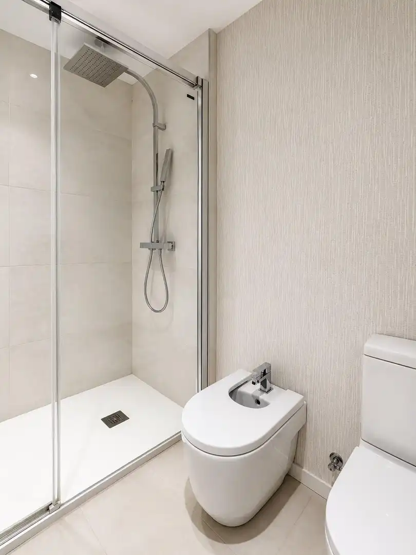 Bathroom of Flat for sale in  Palma de Mallorca  with Air Conditioner, Private garden and Terrace
