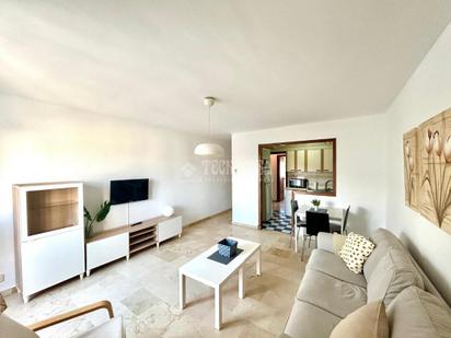 Living room of Flat for sale in  Sevilla Capital  with Balcony