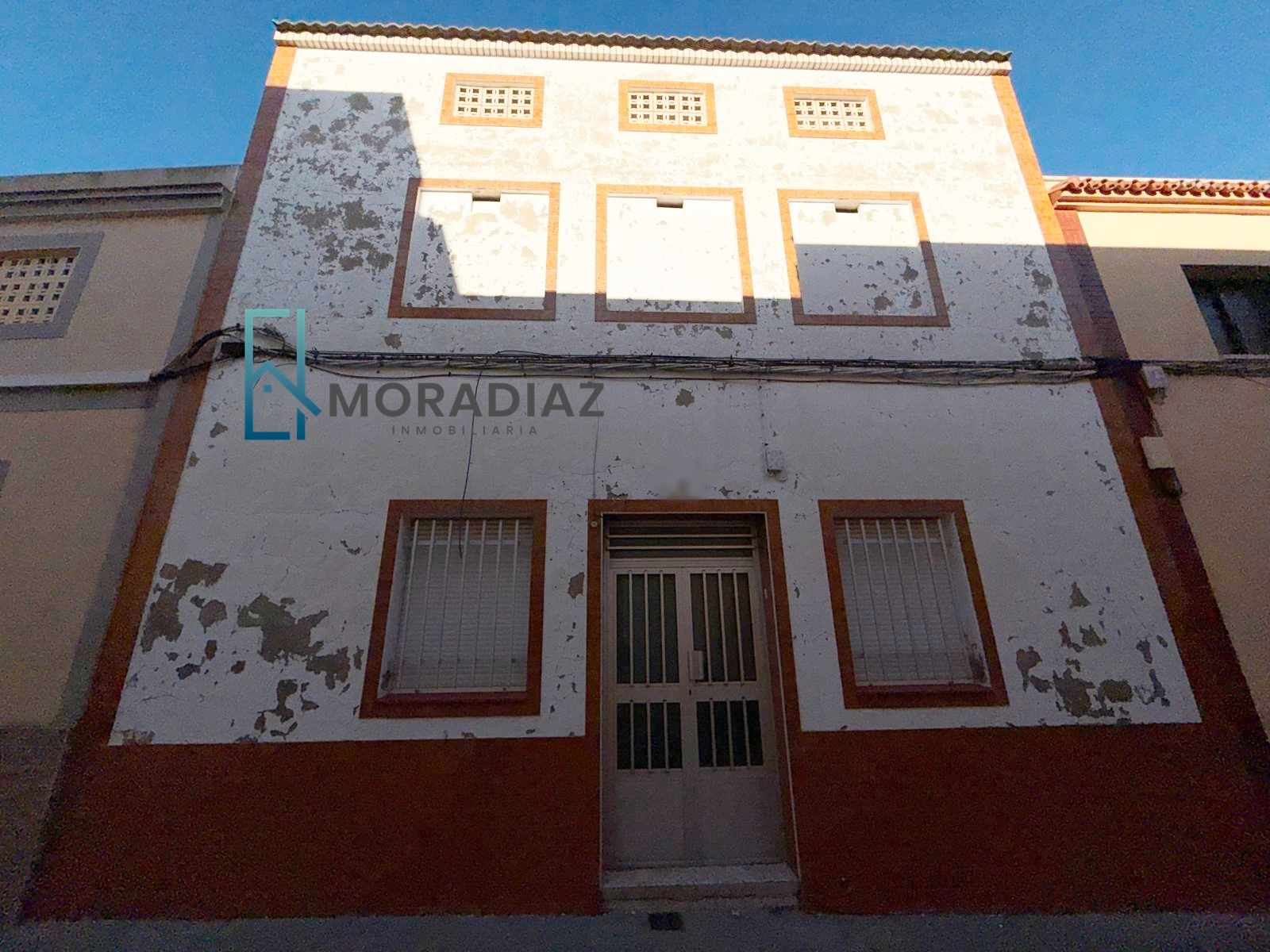 Exterior view of Single-family semi-detached for sale in Don Benito  with Terrace and Storage room