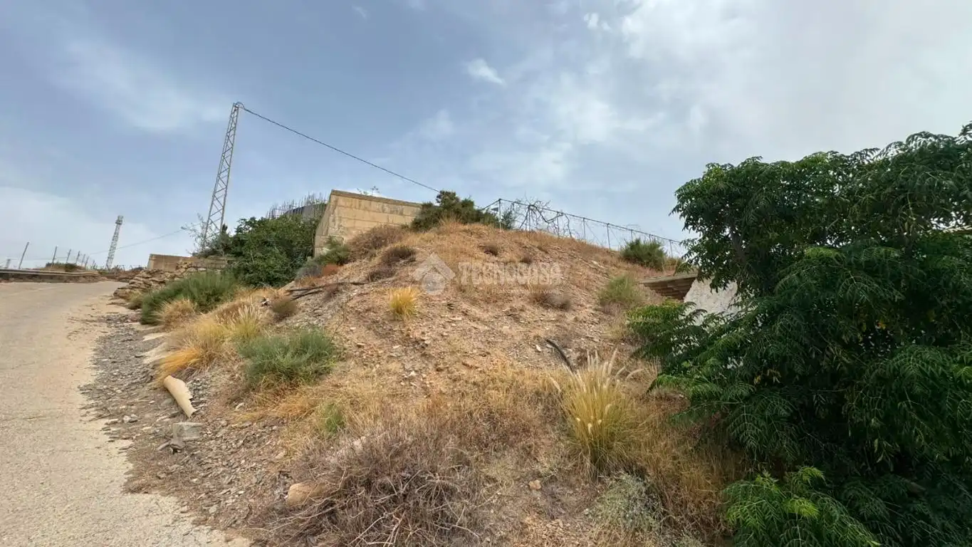Terreno en venta en Albuñol
