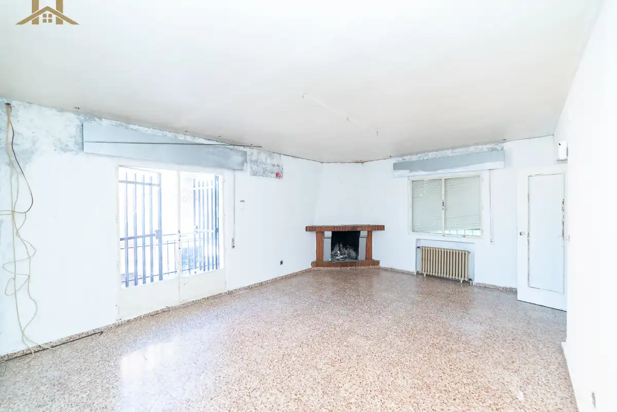 Living room of Houses for sale in Casarrubios del Monte  with Private garden, Terrace and Swimming Pool