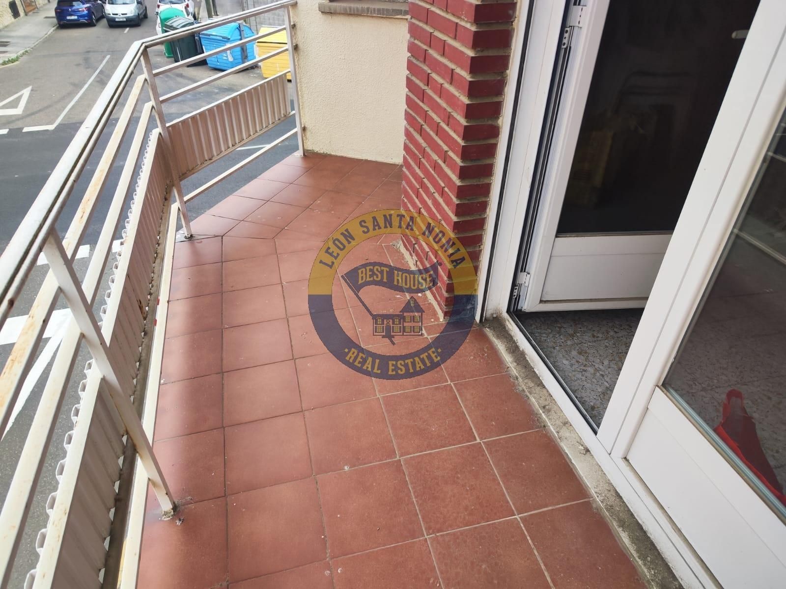 Balcony of Flat for sale in León Capital   with Heating and Terrace