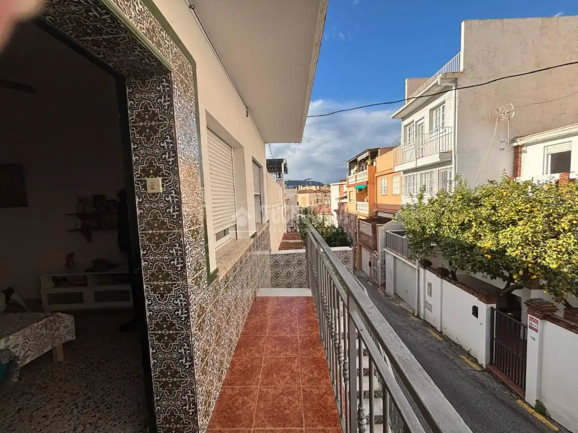 Casa adosada en venda a C. Serrano Parres, Barrio de Ciudad Jardín