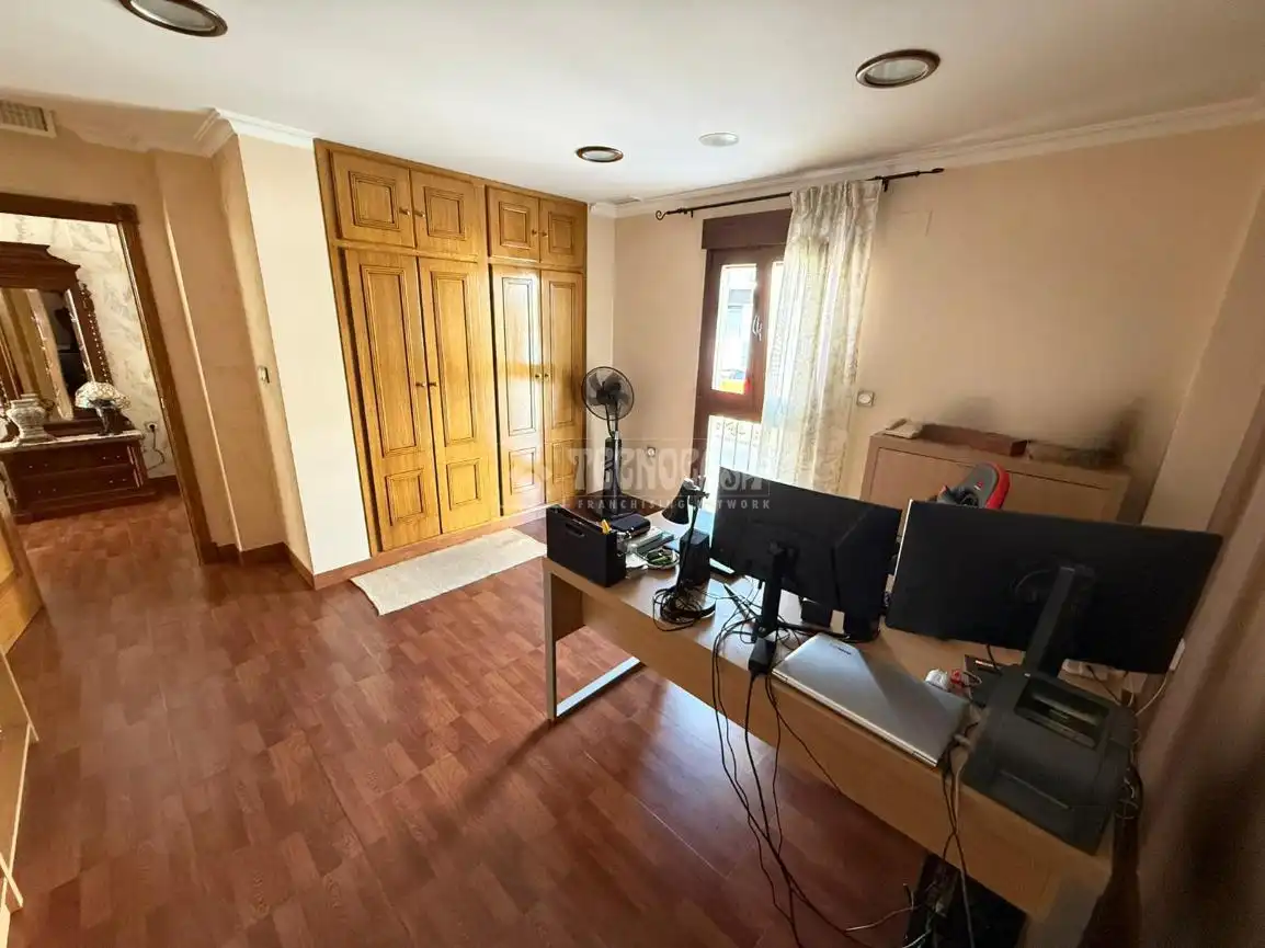 Habitatge en venda a Martos, imagen 4