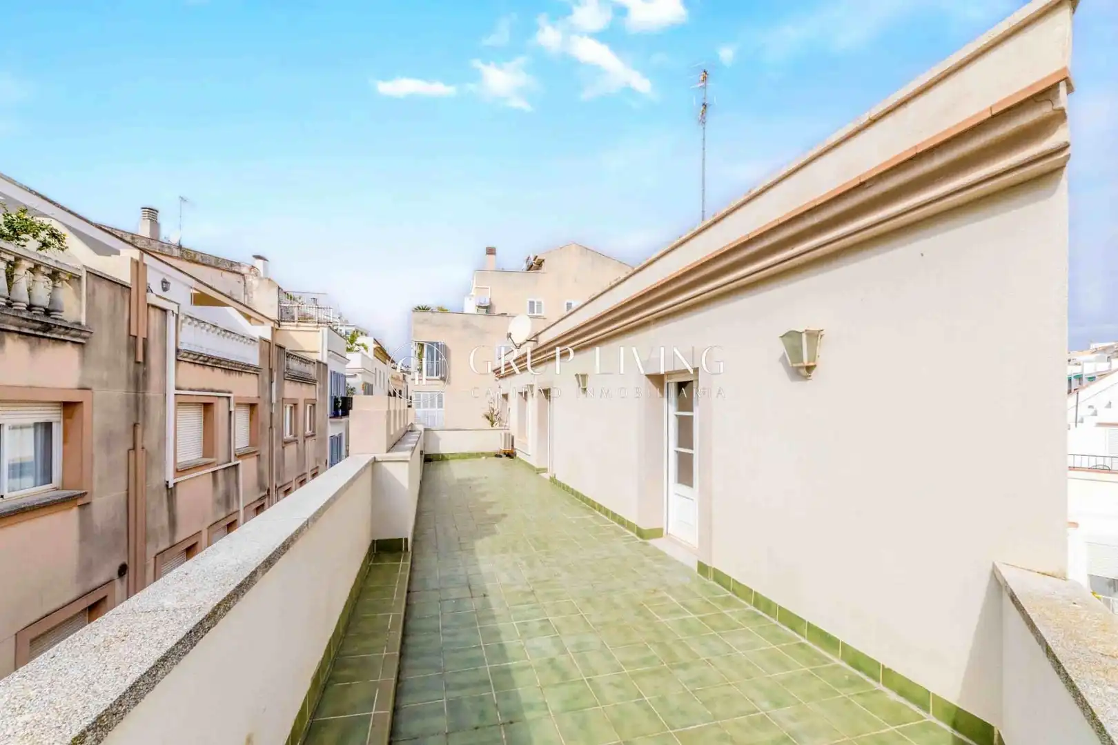 Vista exterior de Piso en venta en Sitges con Terraza