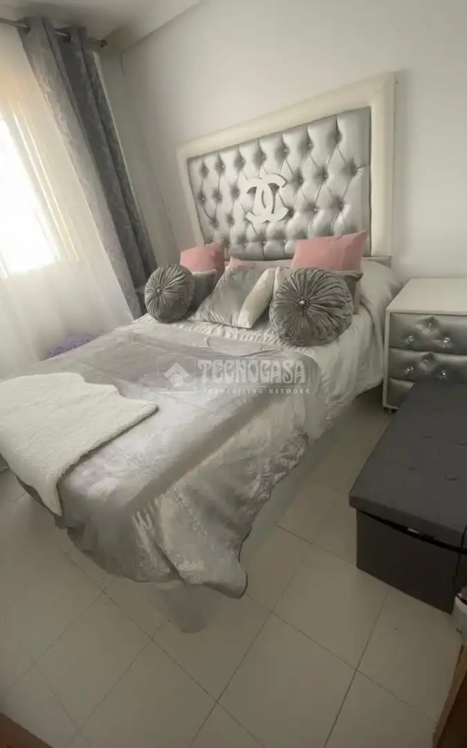 Bedroom of Flat for sale in Zaragoza  with Air Conditioner, Heating and Furnished