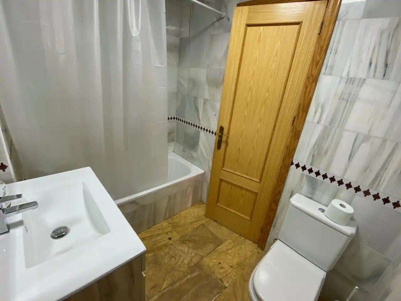 Bathroom of Flat for rent in Vera  with Air Conditioner, Terrace and Furnished