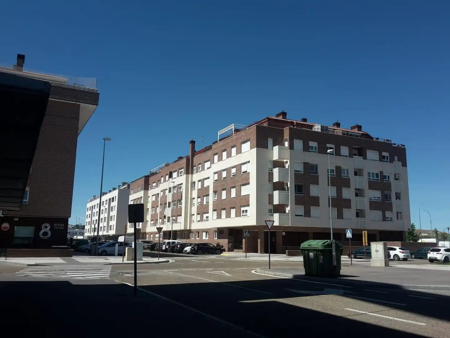 Vista exterior de Garaje de alquiler en Palencia