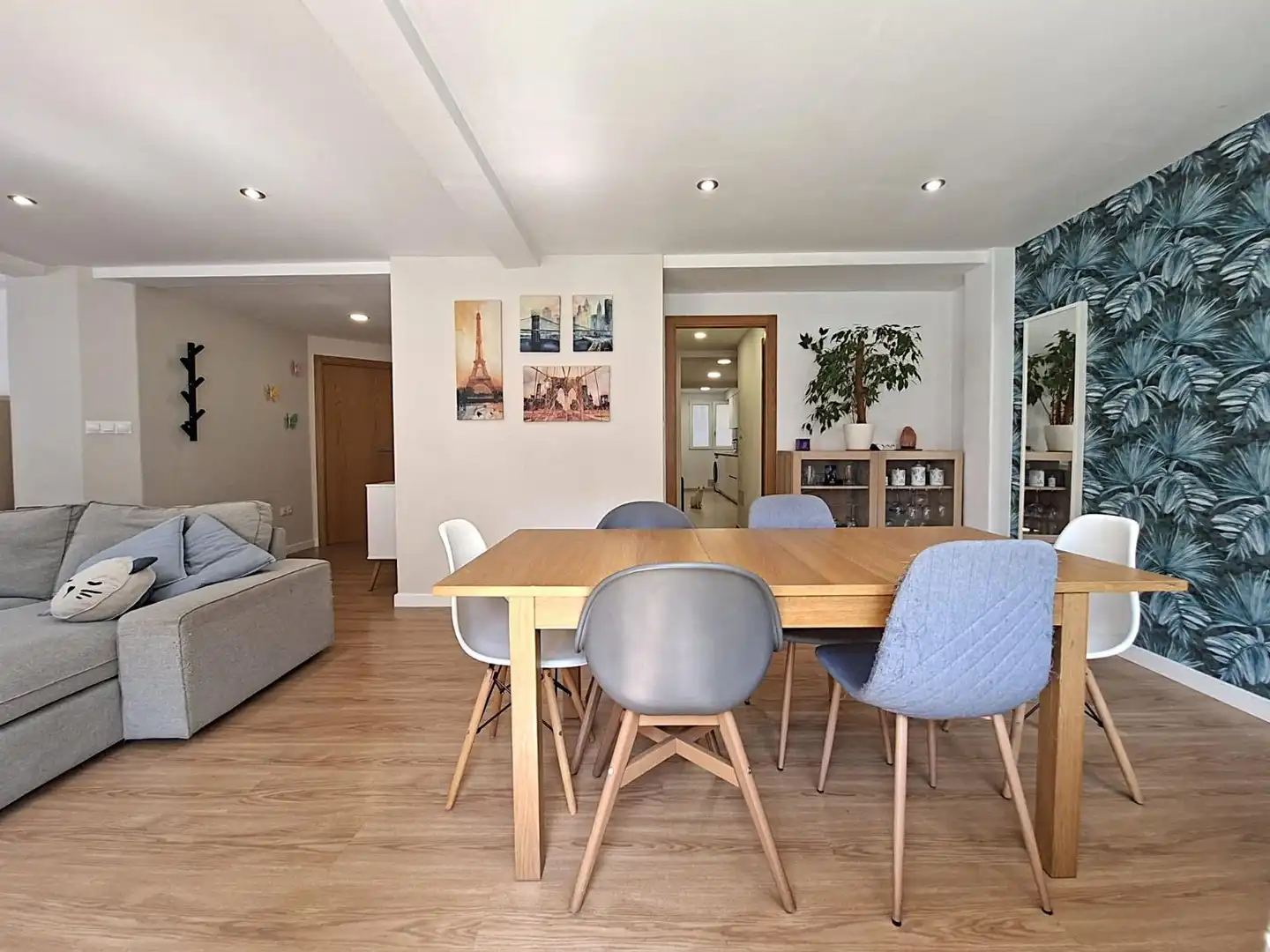 Comedor de Piso en venta en Vilagarcía de Arousa con Terraza, Amueblado y Balcón