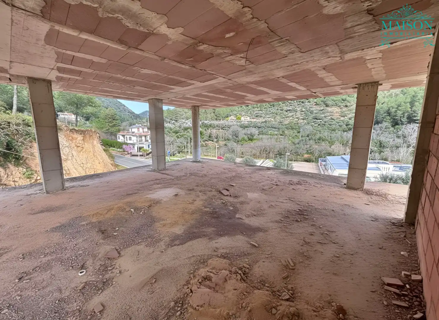 Casa adosada en venda en Eslida