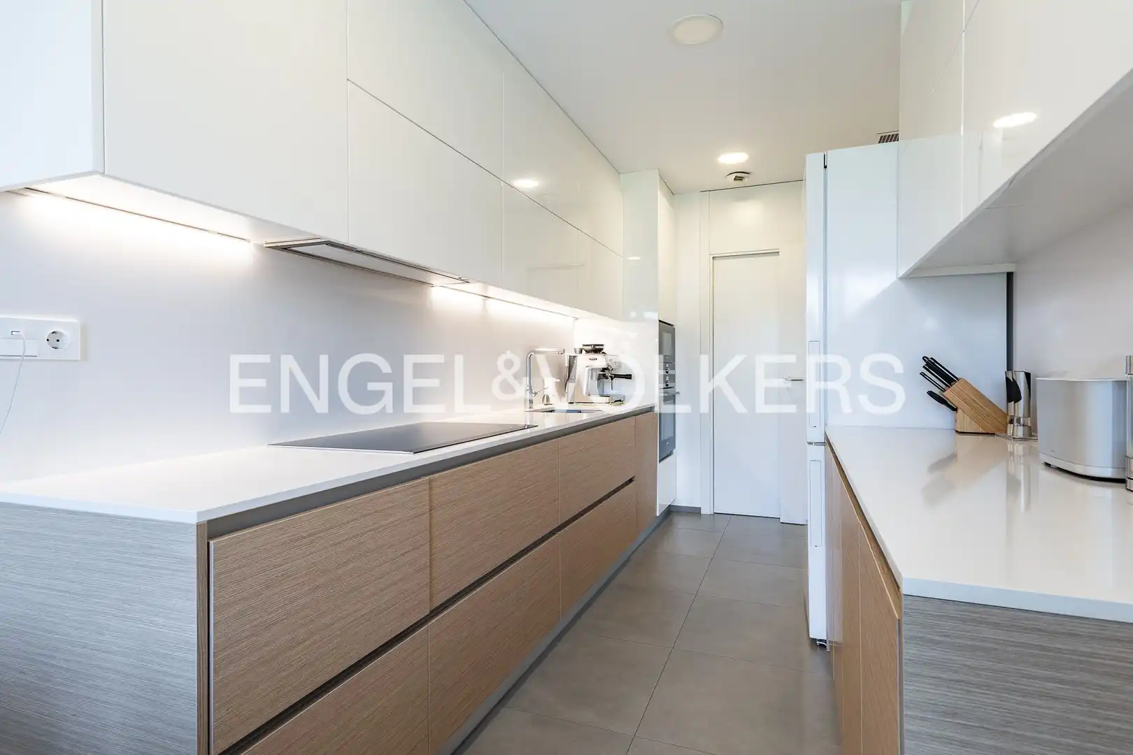 Cocina de Piso de alquiler en Barcelona con Aire acondicionado, Calefacción y Parquet