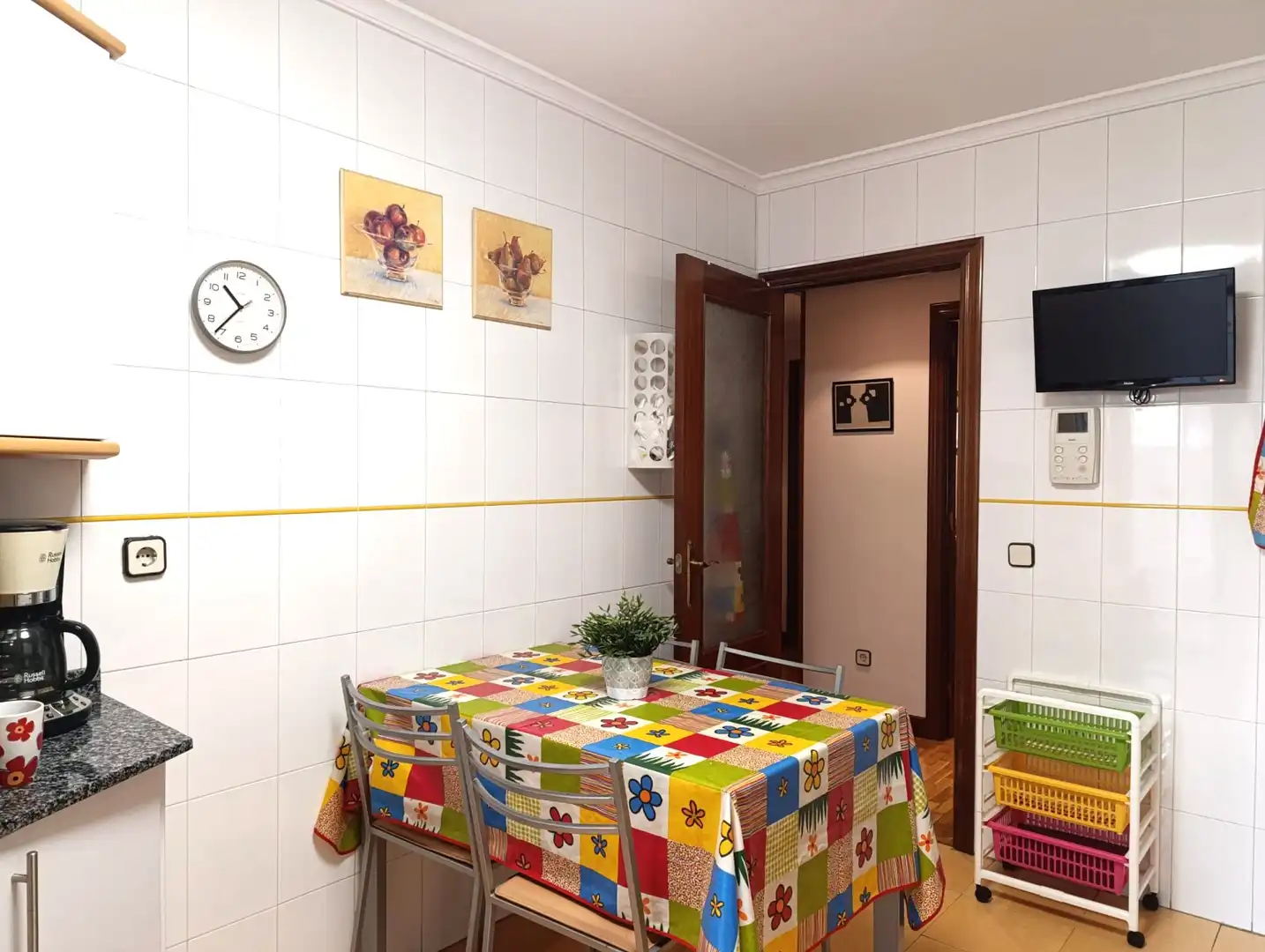 Comedor de Piso de alquiler en Oviedo  con Calefacción, Parquet y Terraza