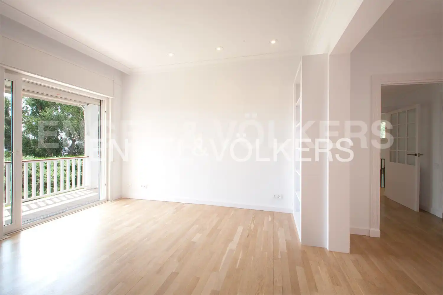 Sala d'estar de Casa o xalet de lloguer en Barcelona amb Aire condicionat, Calefacció i Jardí privat