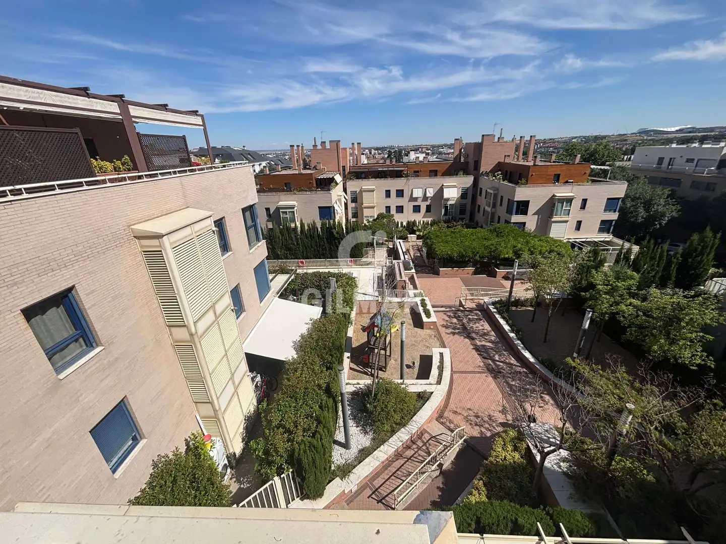 Vista exterior de Ático en venta en Madrid con Calefacción, Jardín privado y Trastero