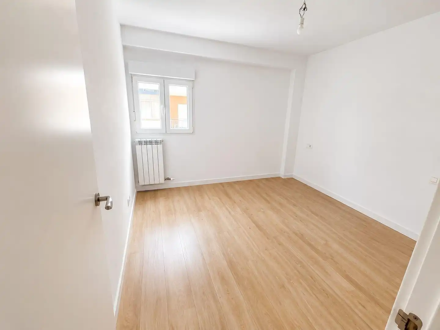 Wohnung zur Miete in VIRIATO, La Bozada – Parque Delicias