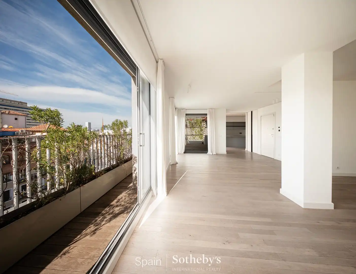 Penthouse with lift for sale in Calle del Príncipe de Vergara, imagen 9