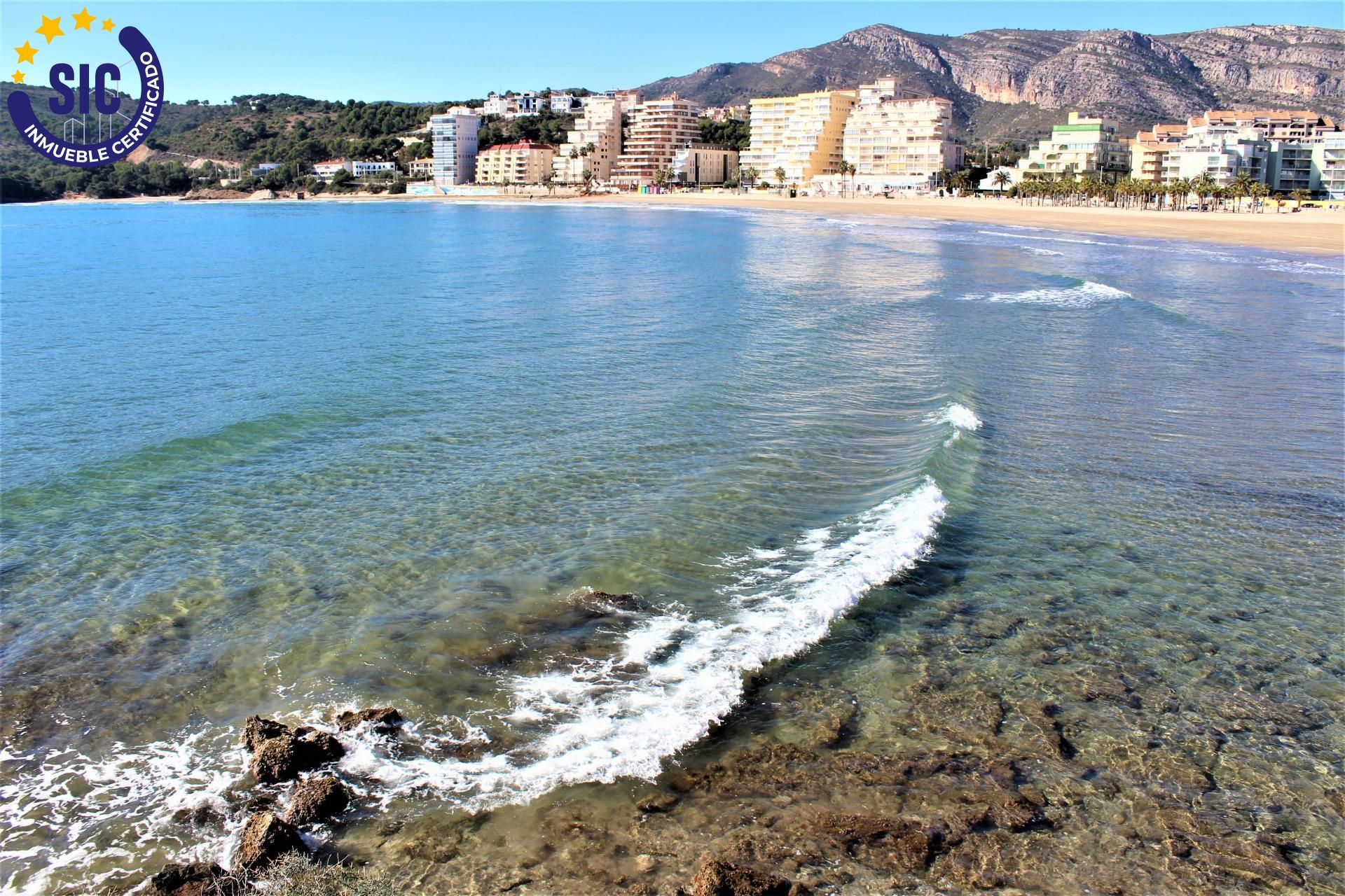 Vista exterior de Apartament en venda en Oropesa del Mar / Orpesa amb Terrassa, Traster i Piscina comunitària