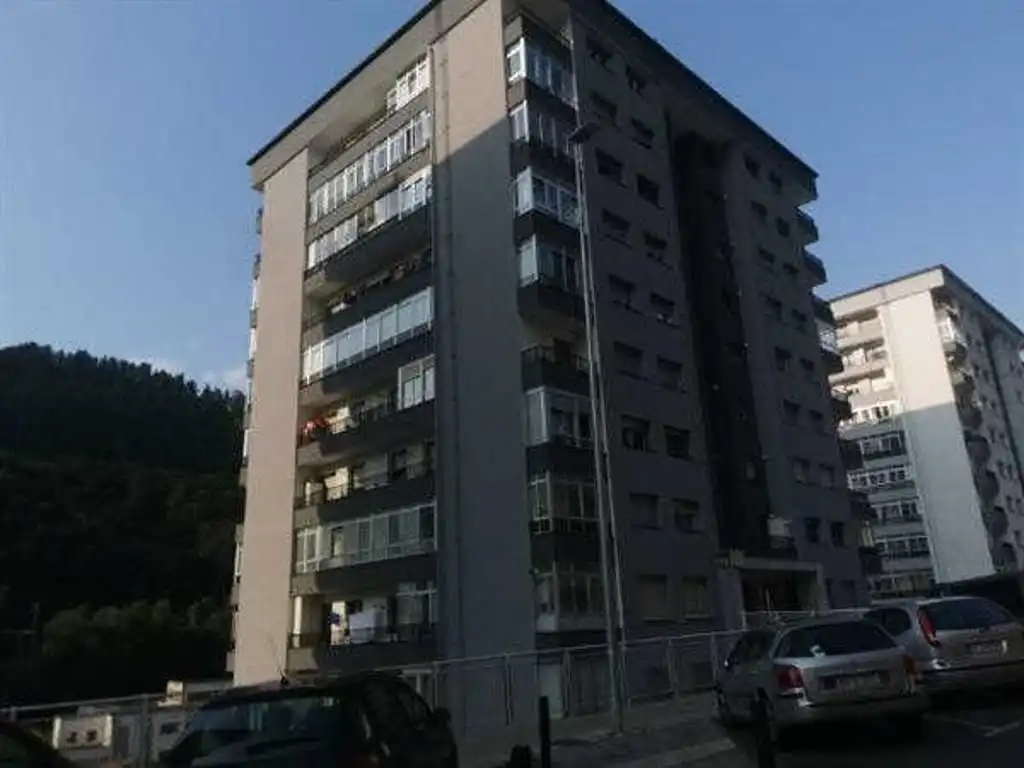 Appartement compact à vendre à Eibar